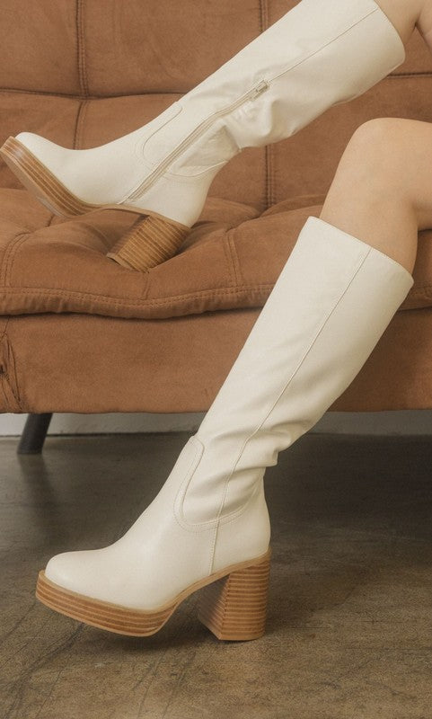 Fall Boot (White)