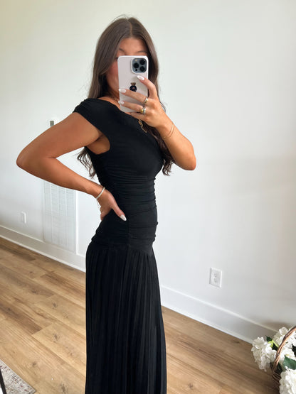 Black One Shoulder Pleated Maxi Dress