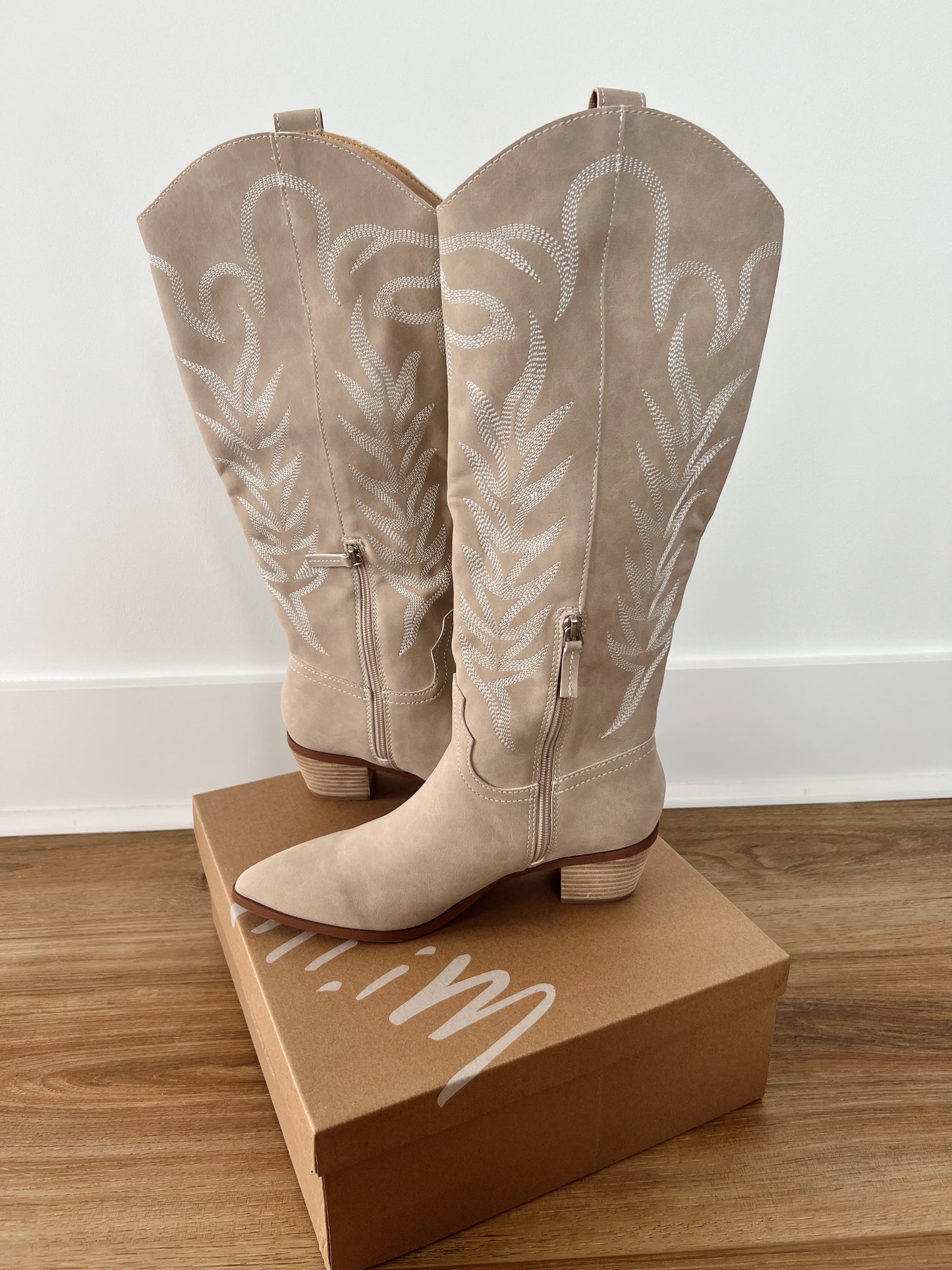 Meg Cowgirl Boots